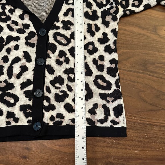 Vince Camuto Cheetah Print Black Beige Cardigan Sweater sz XS - Picture 8 of 8